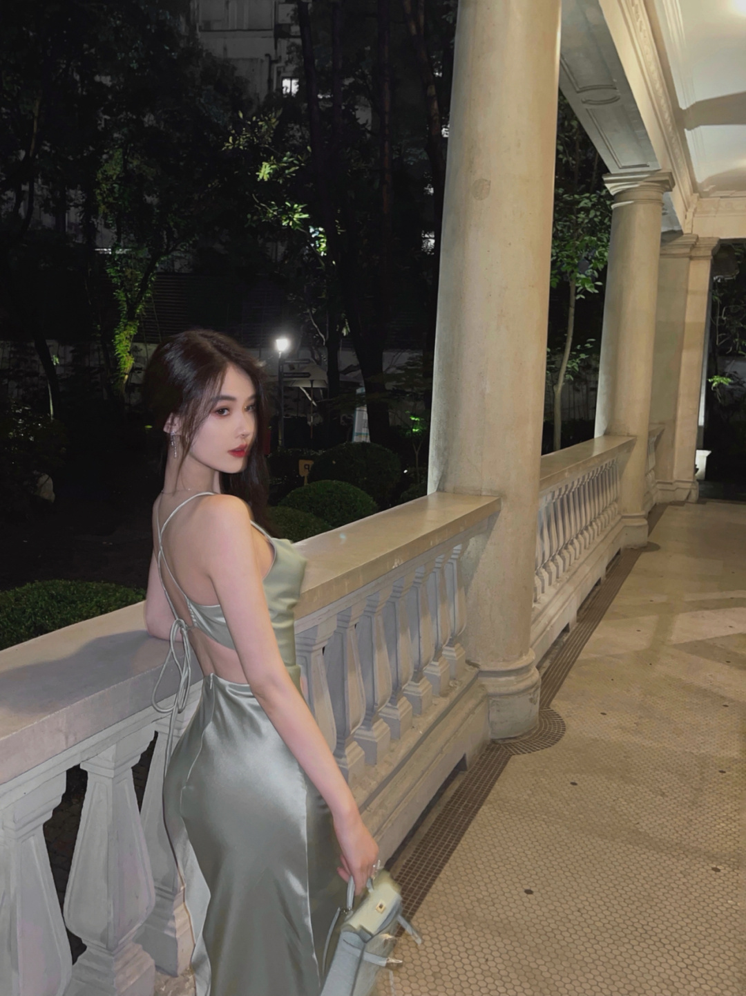 c.jpg