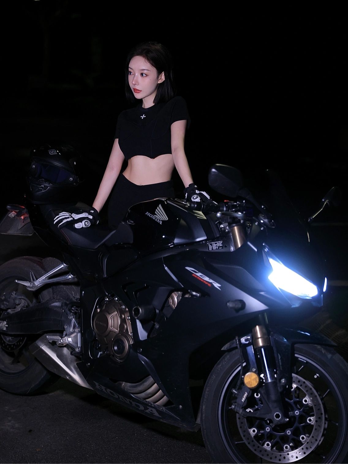 c.jpg