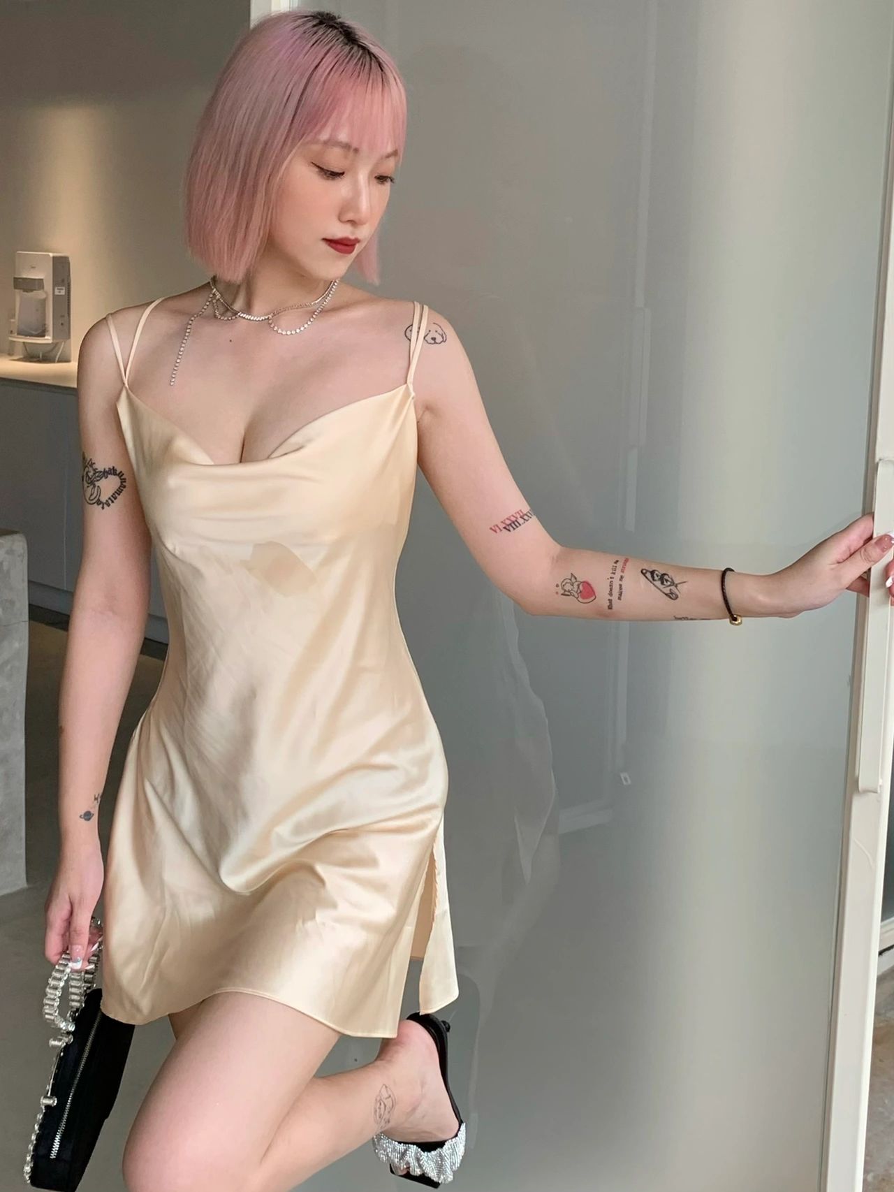 c.jpg