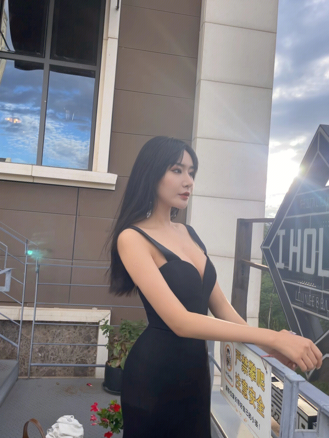 c.jpg