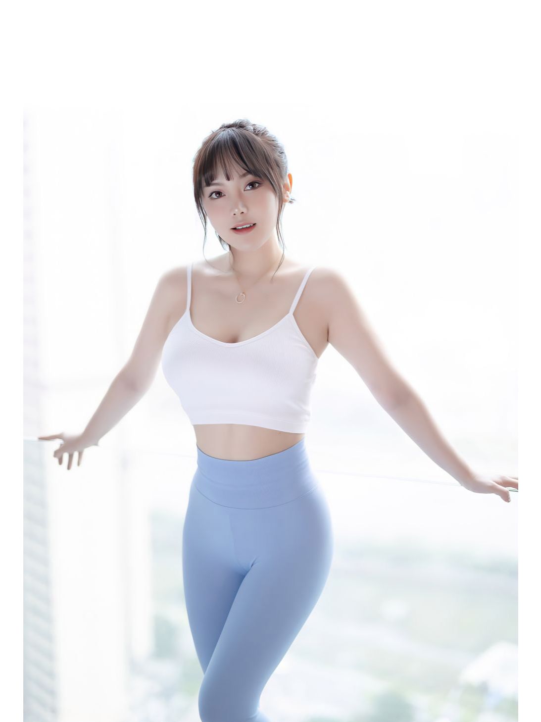 c.jpg