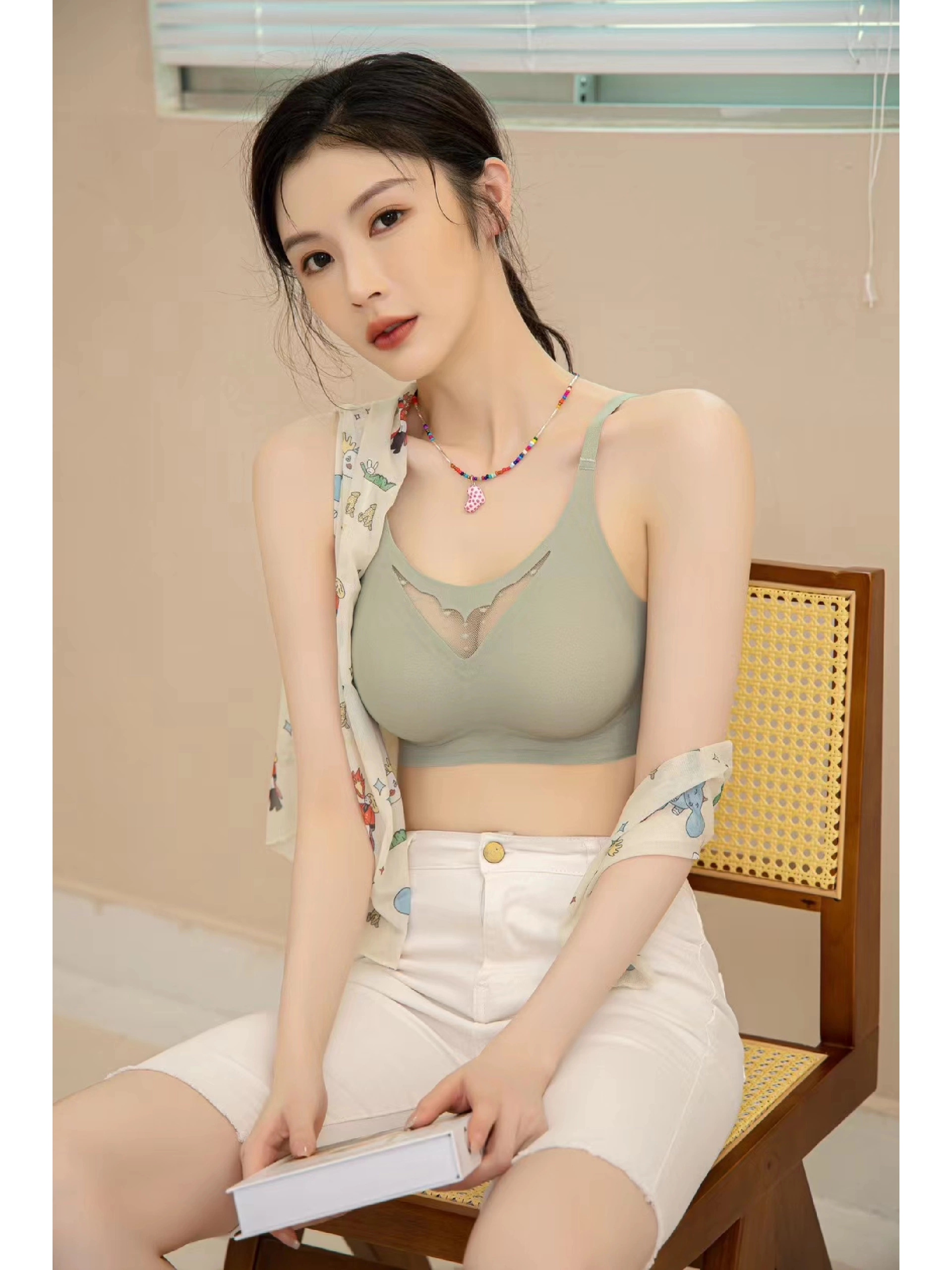c.jpg