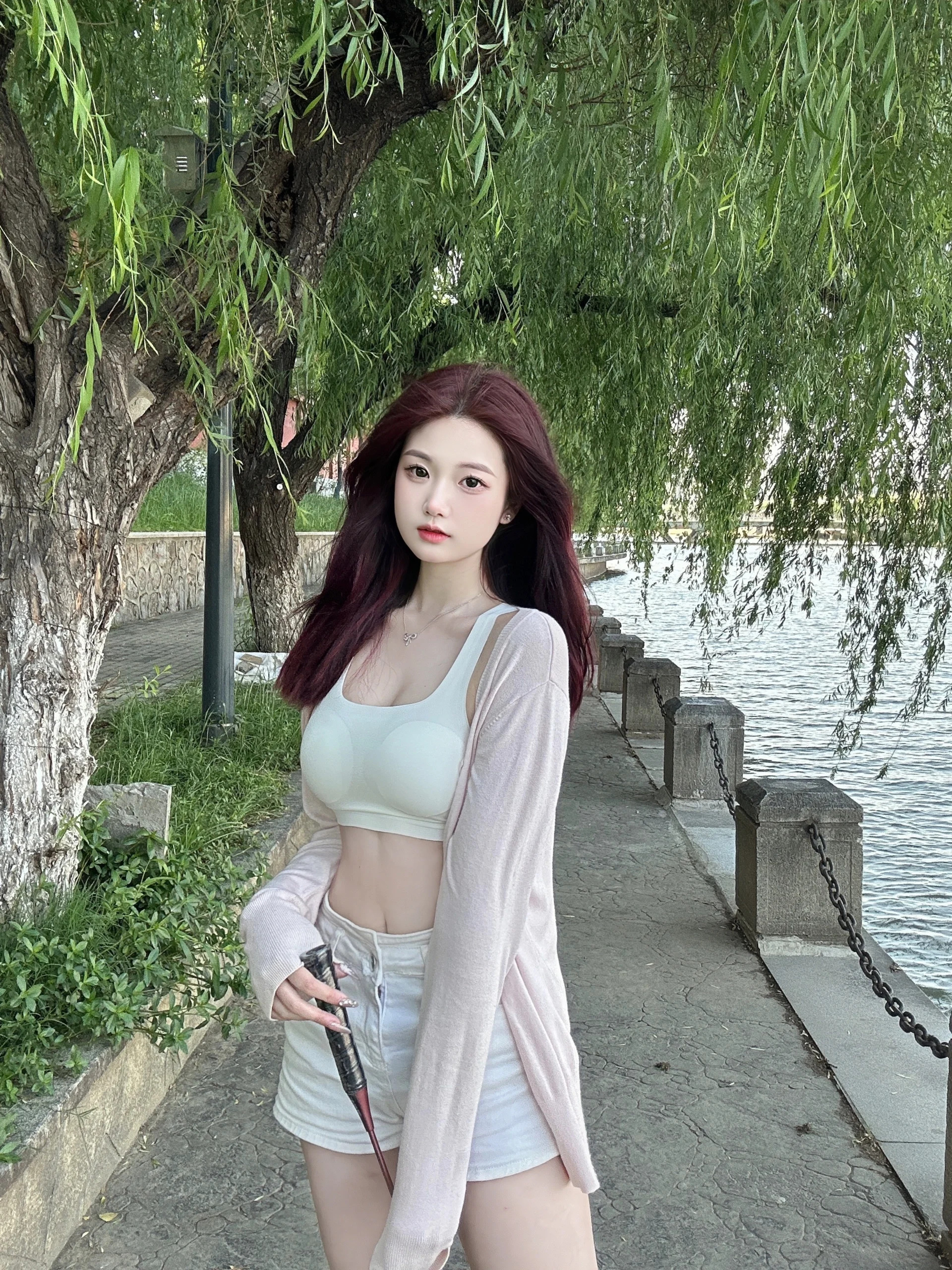 c.jpg