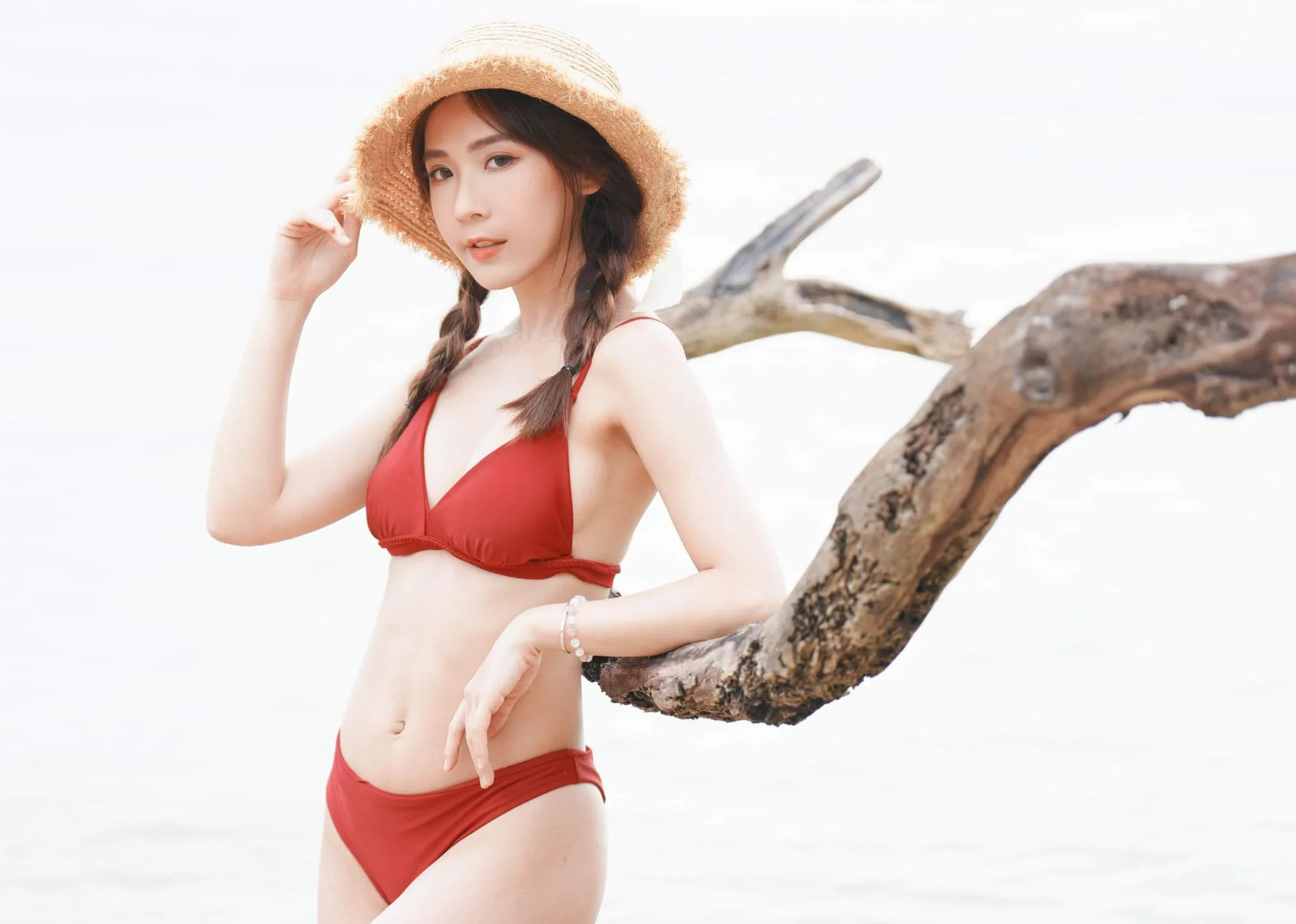 c.jpg