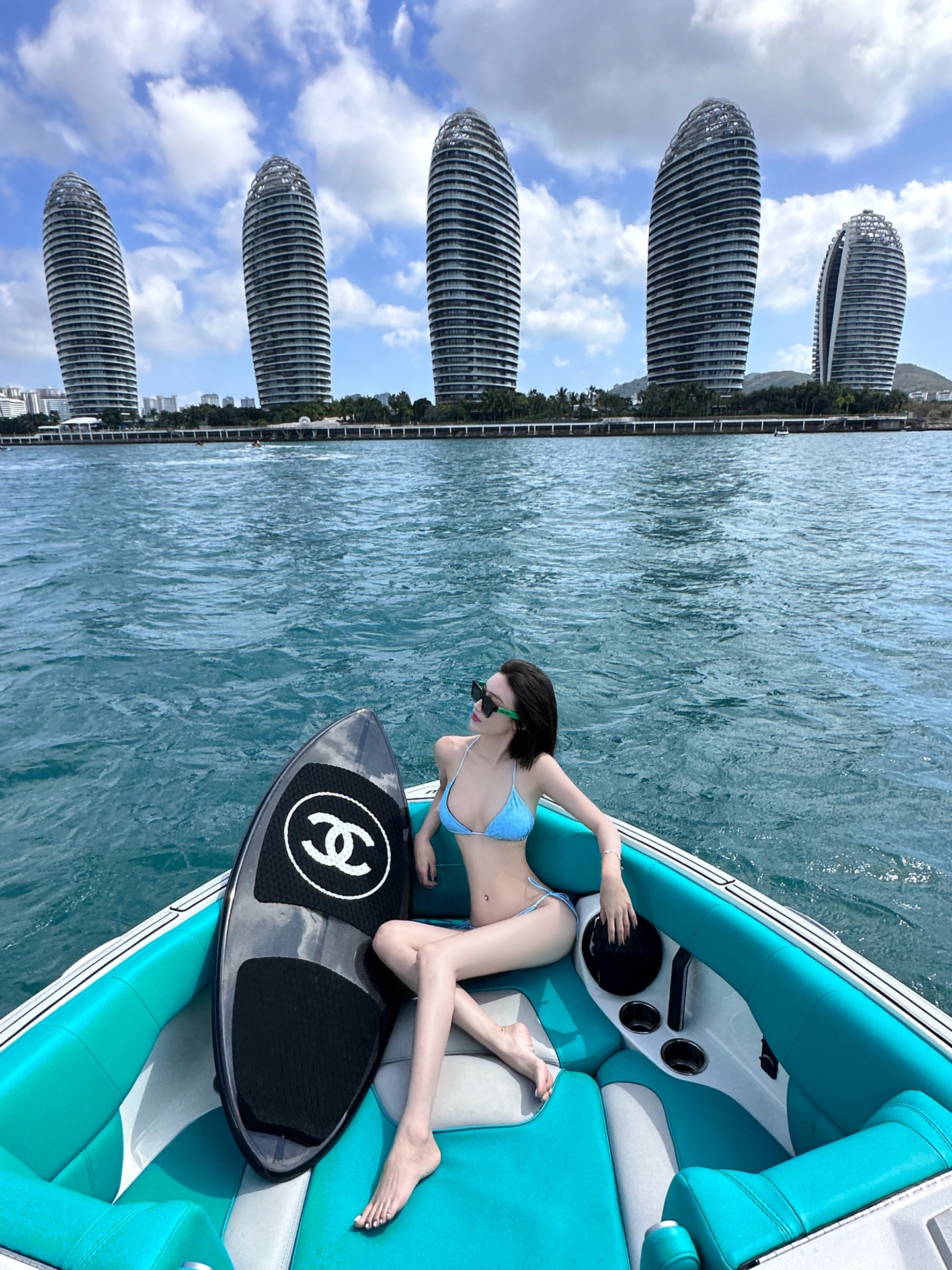 c.jpg