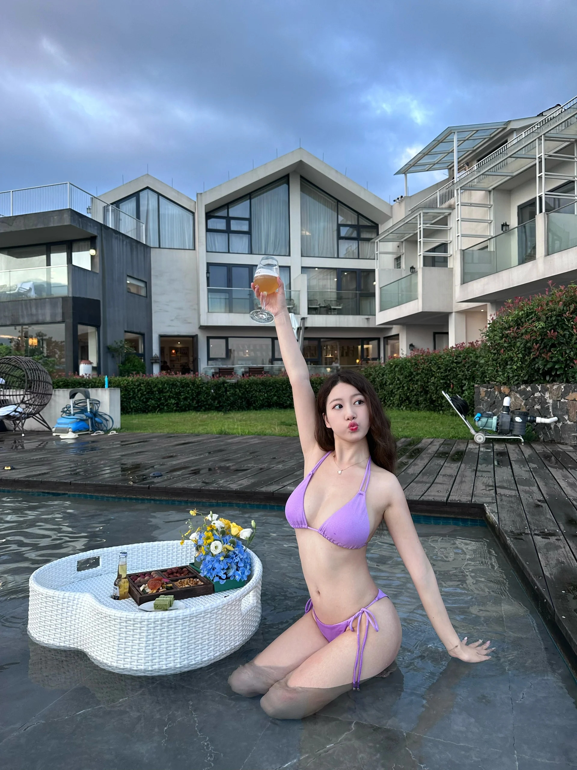 c.jpg