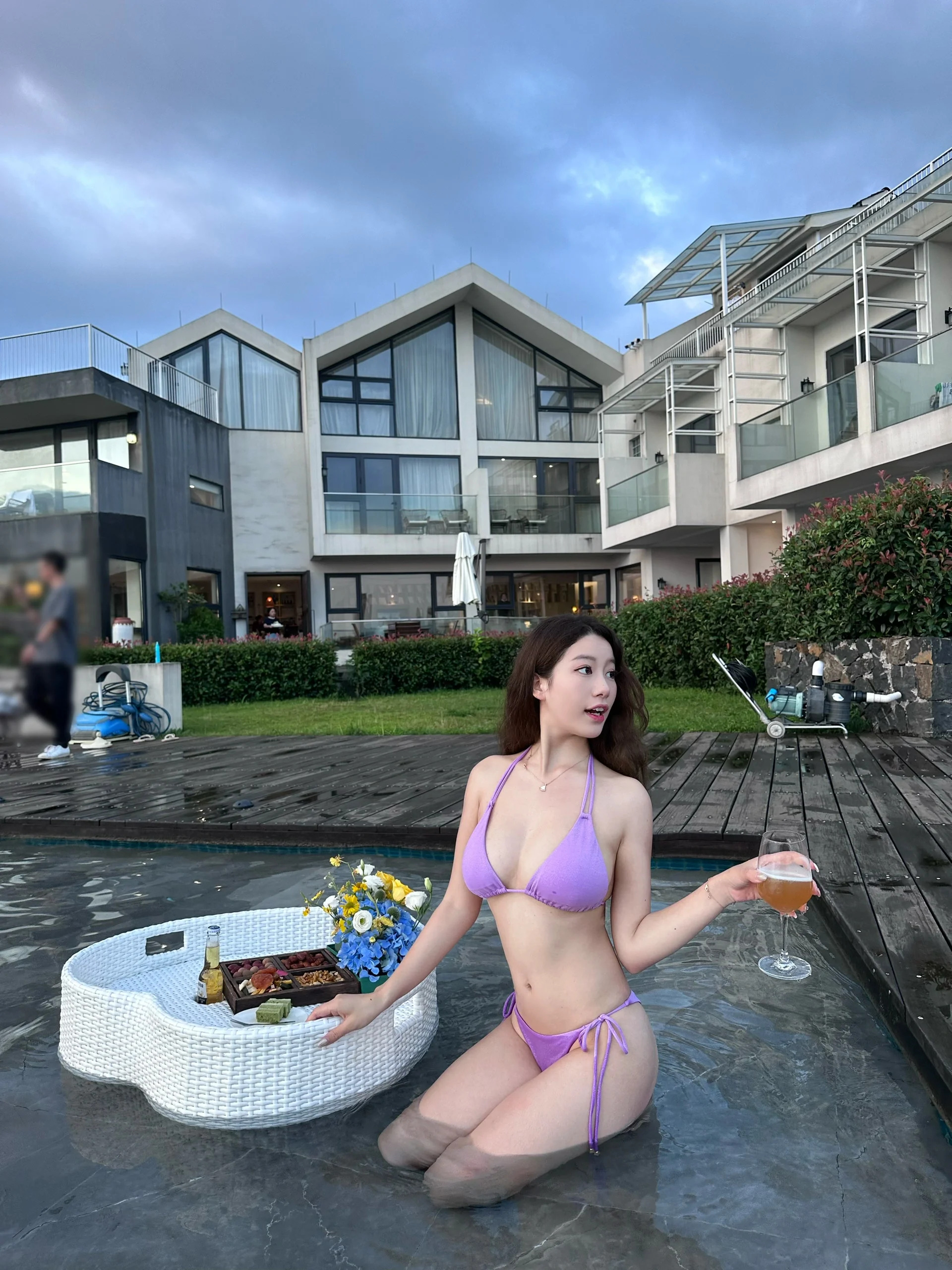 c.jpg