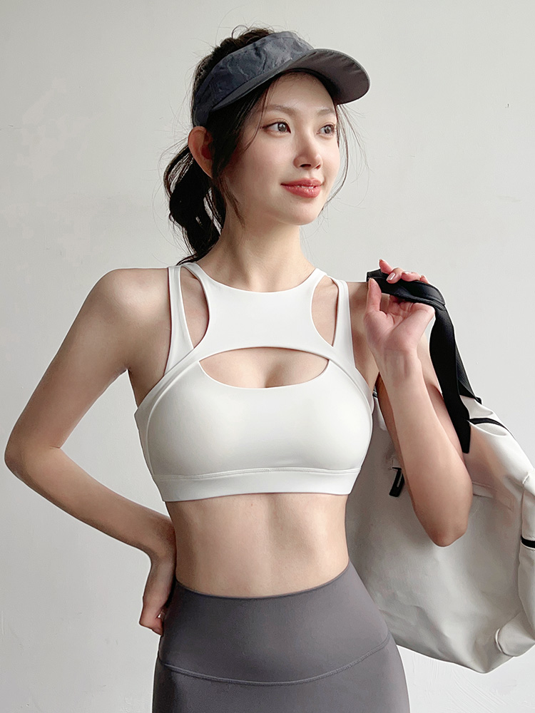 c.jpg