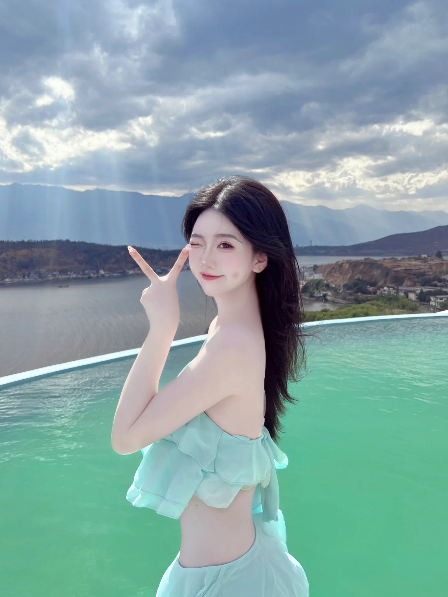 c.jpg