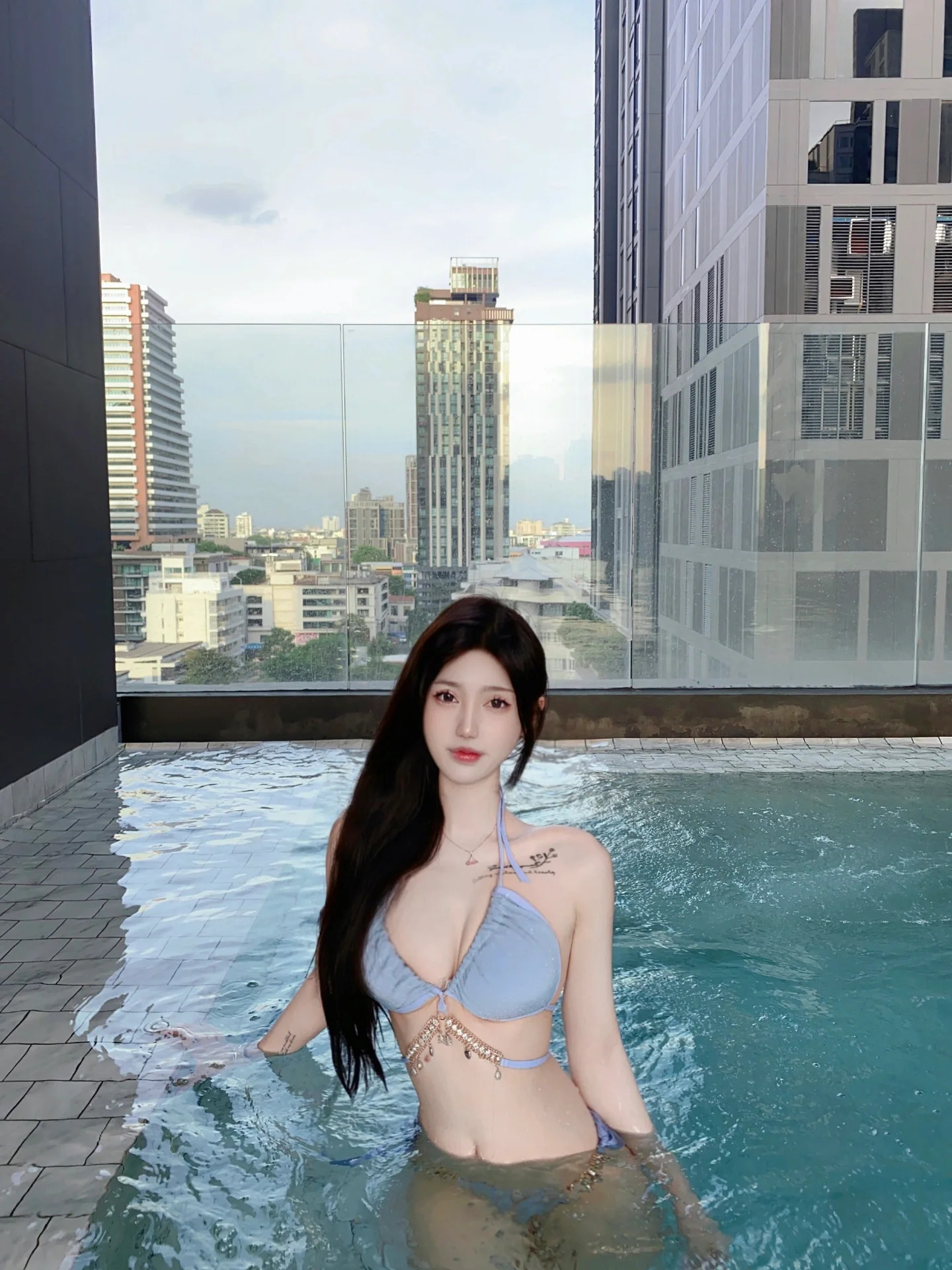 c.jpg