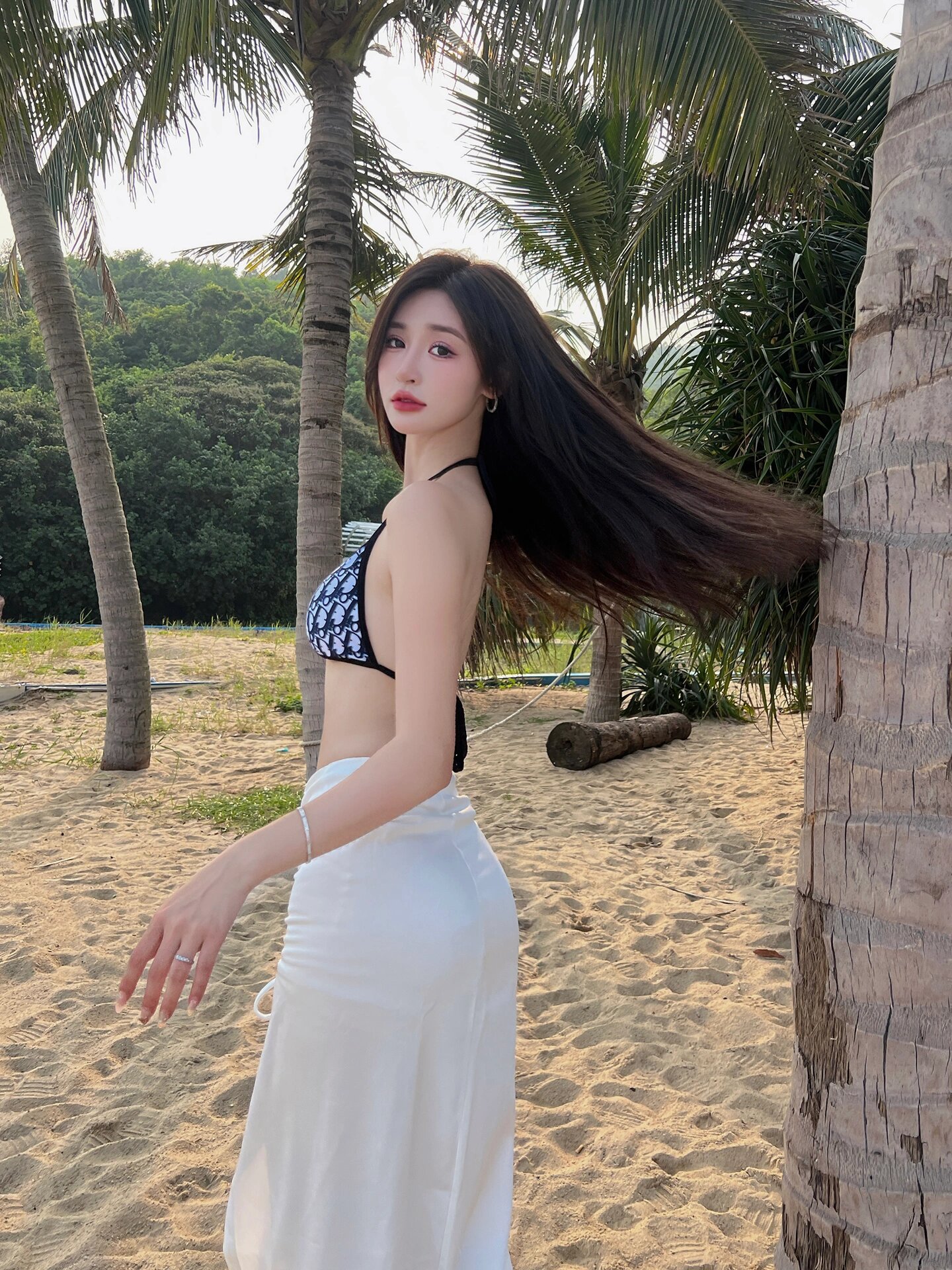 c.jpg