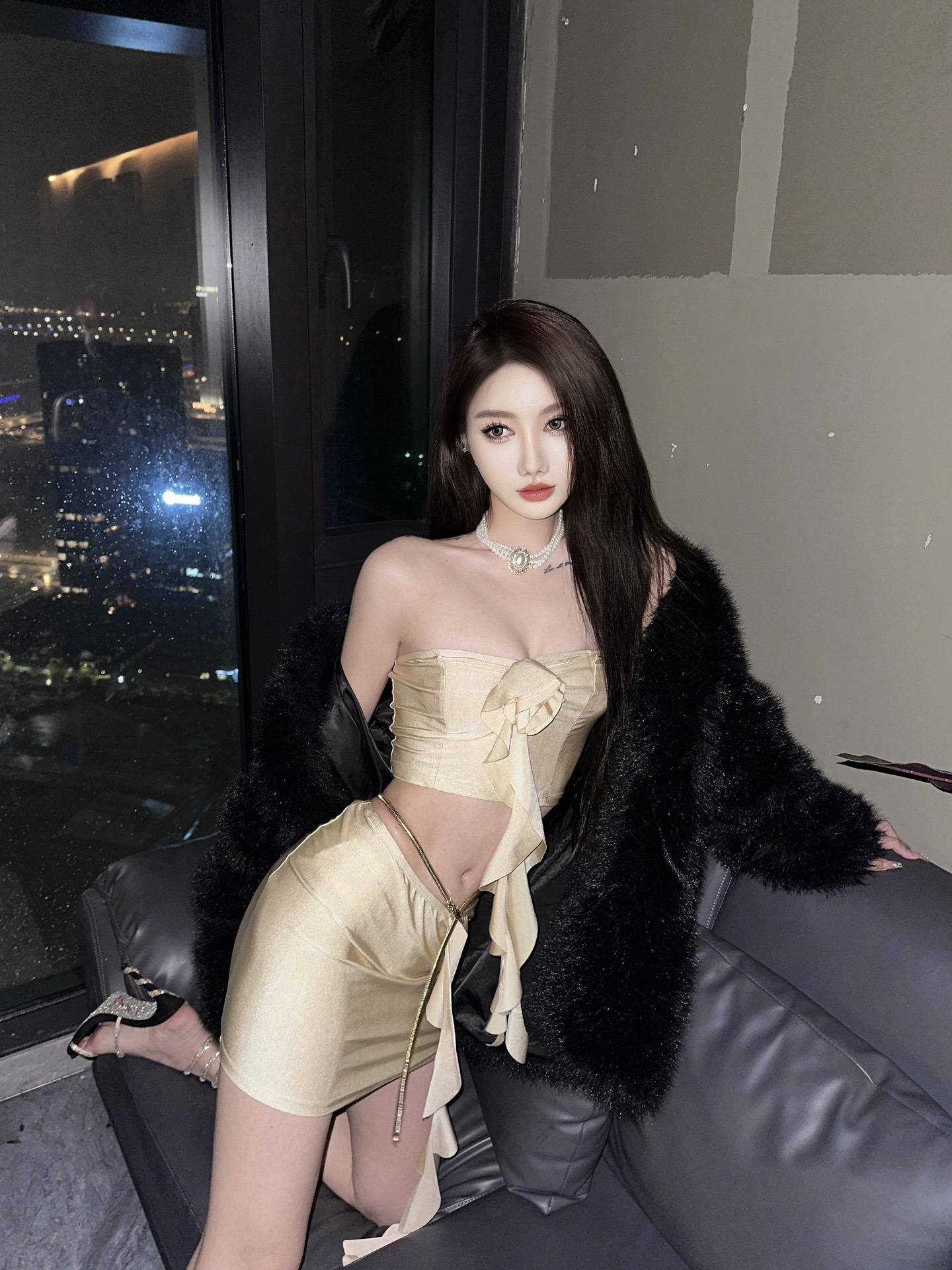 c.jpg