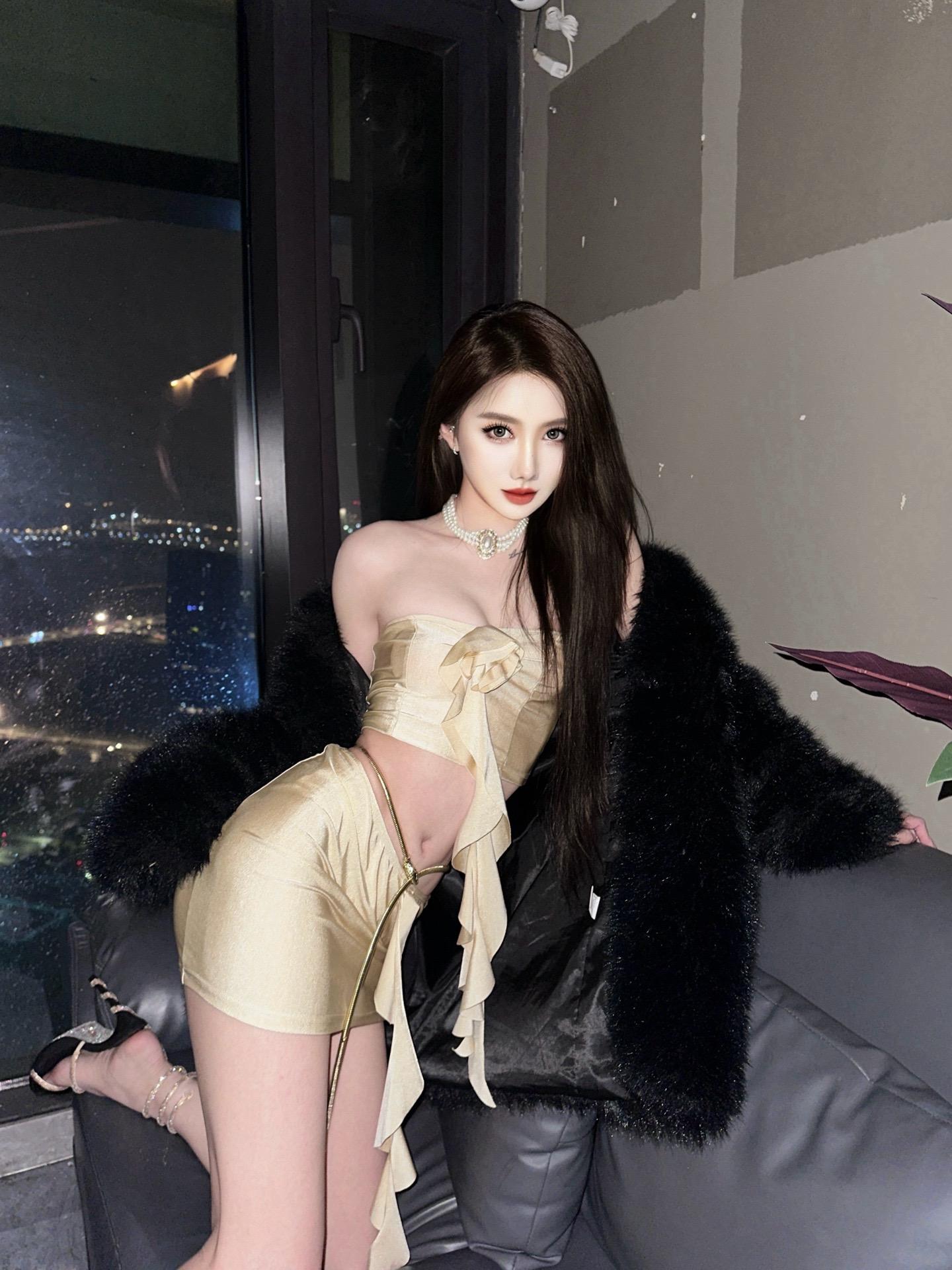 c.jpg