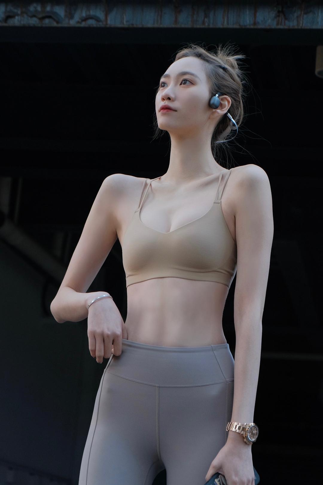 c.jpg