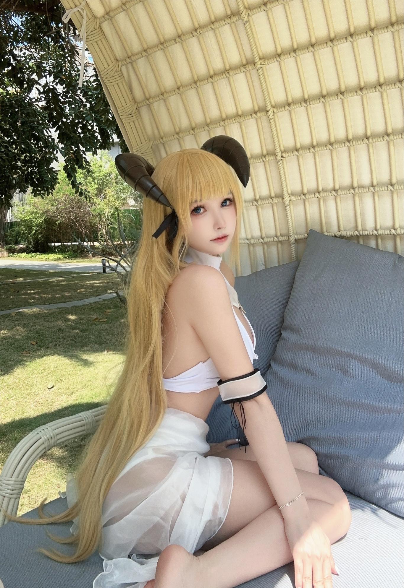c.jpg