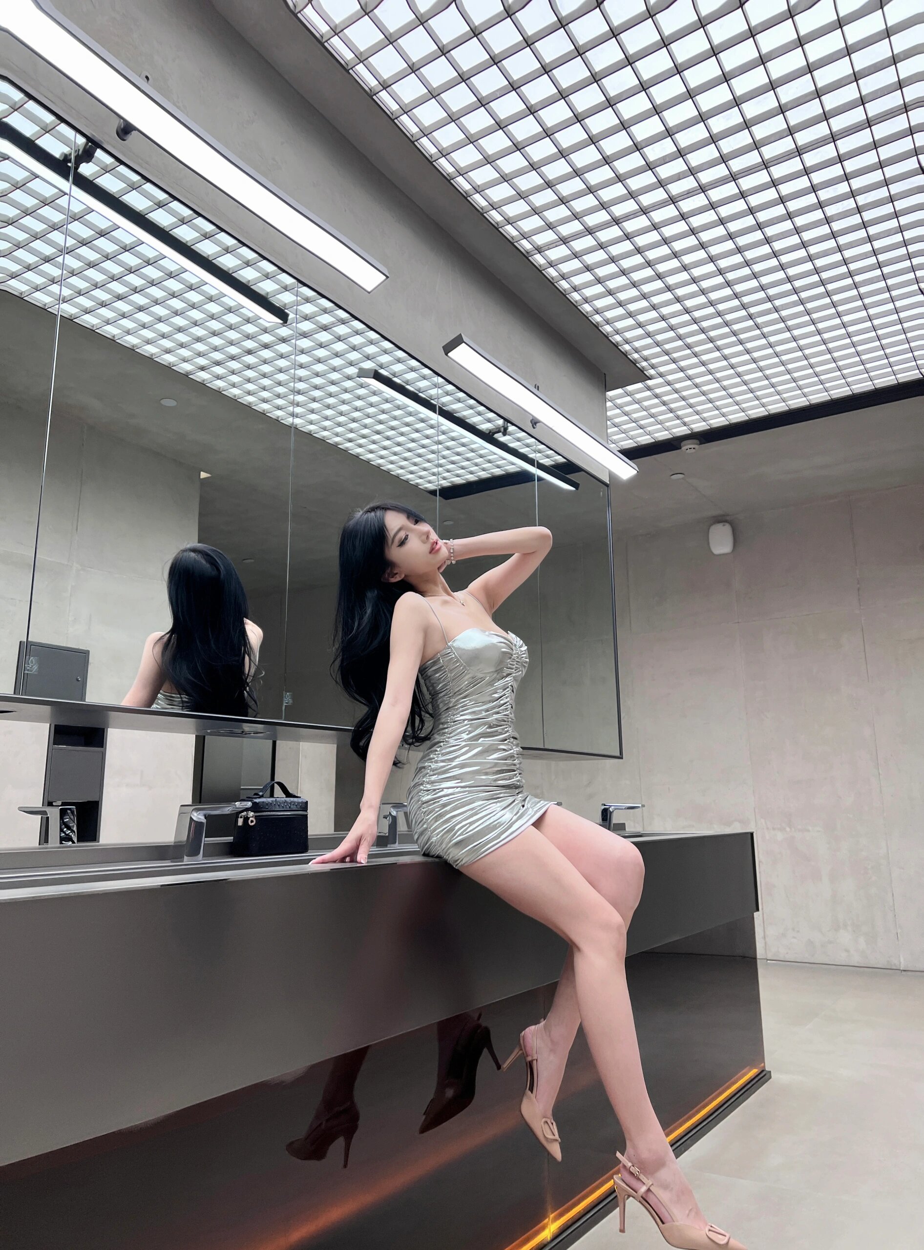 c.jpg