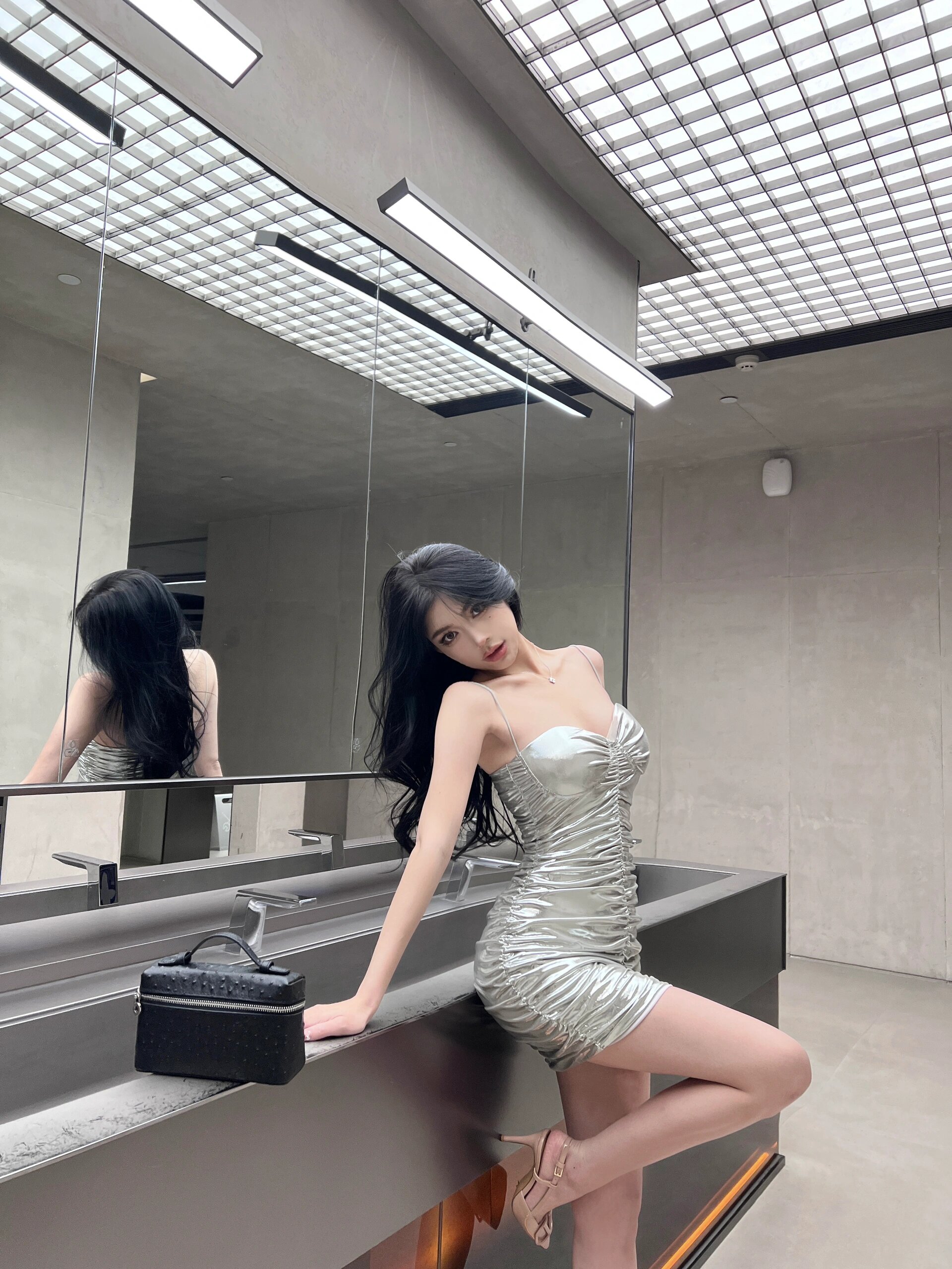 c.jpg