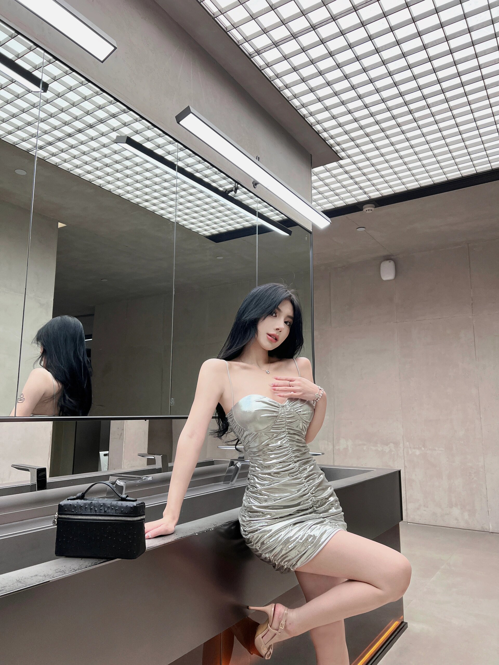c.jpg