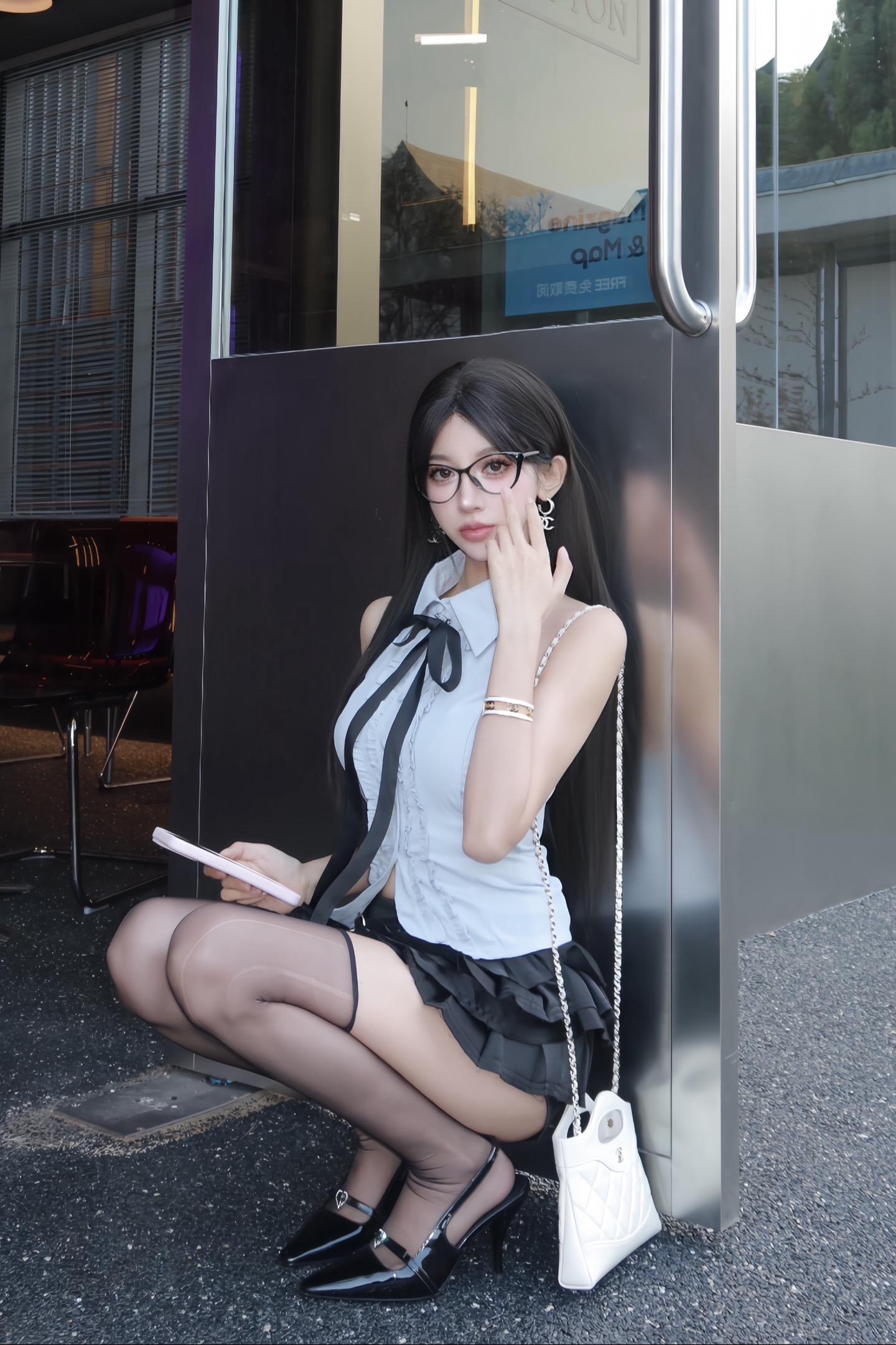 c.jpg