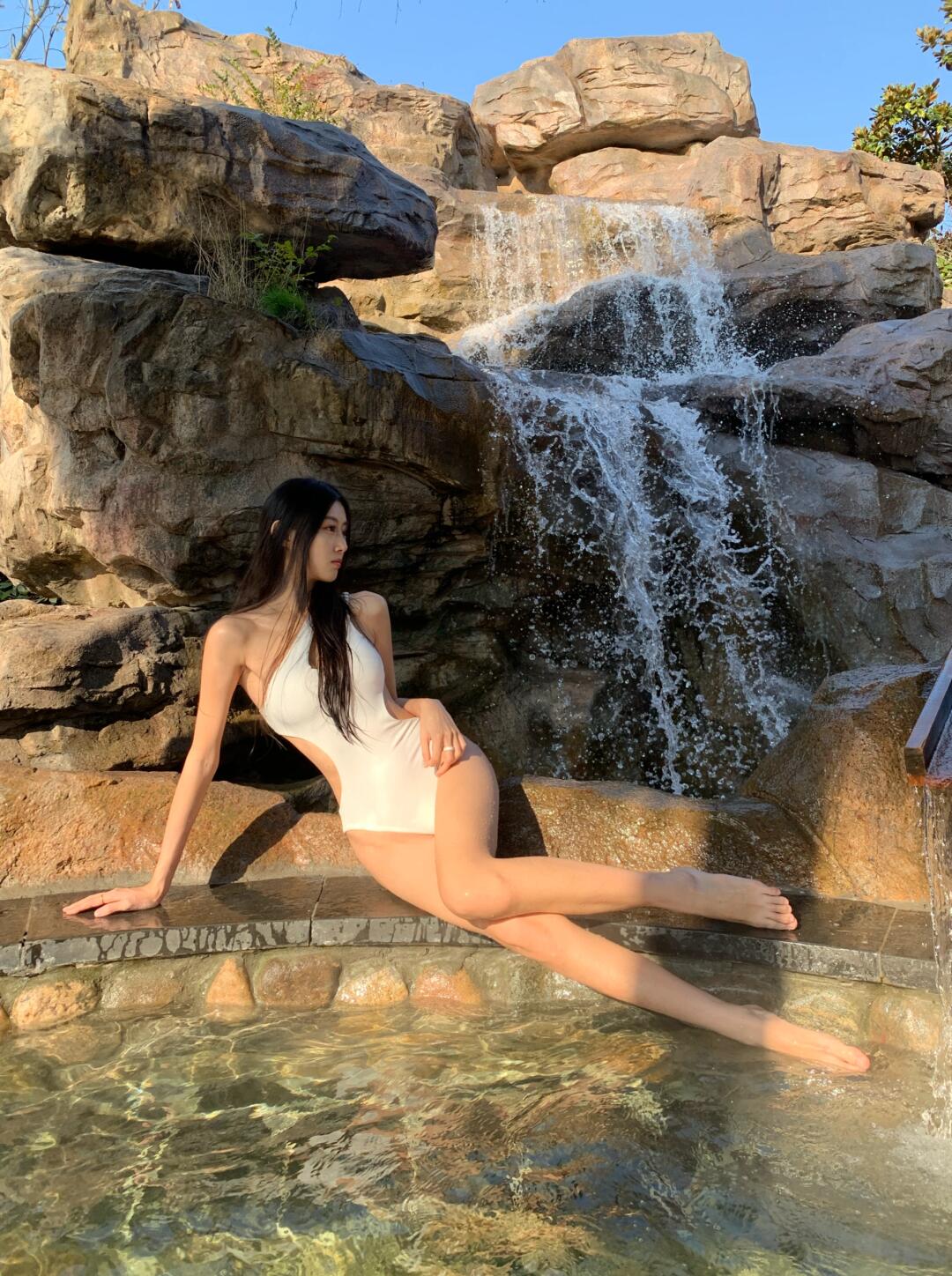 c.jpg