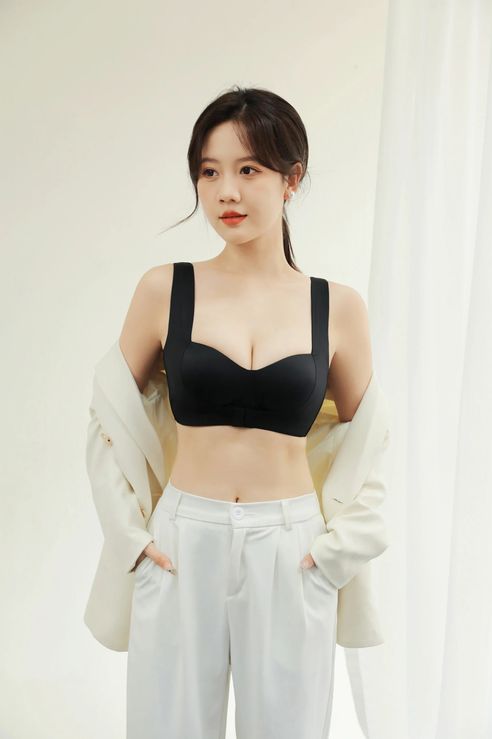 c.jpg