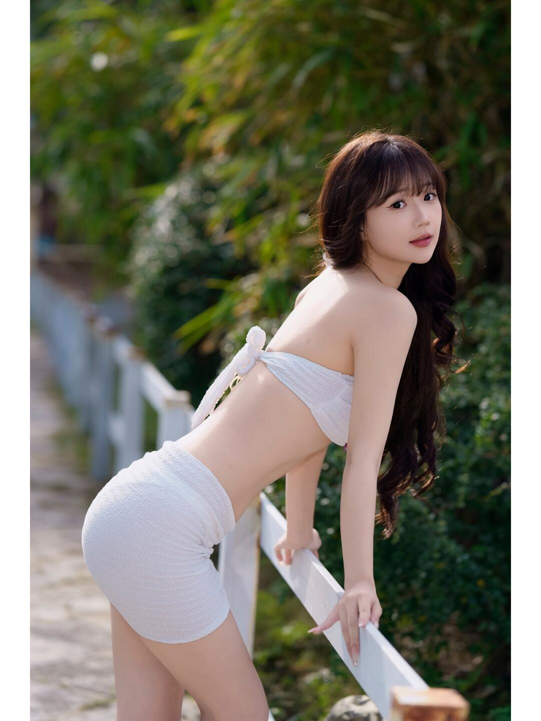 c.jpg