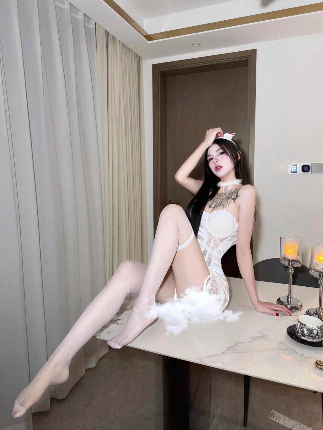 c.jpg