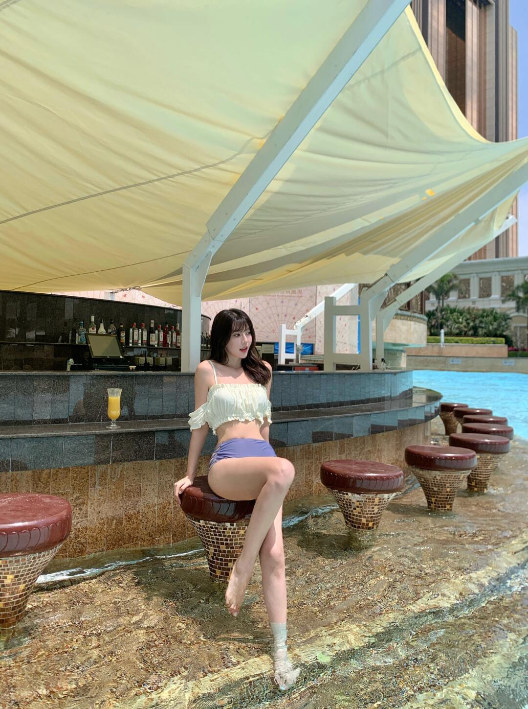 c.jpg