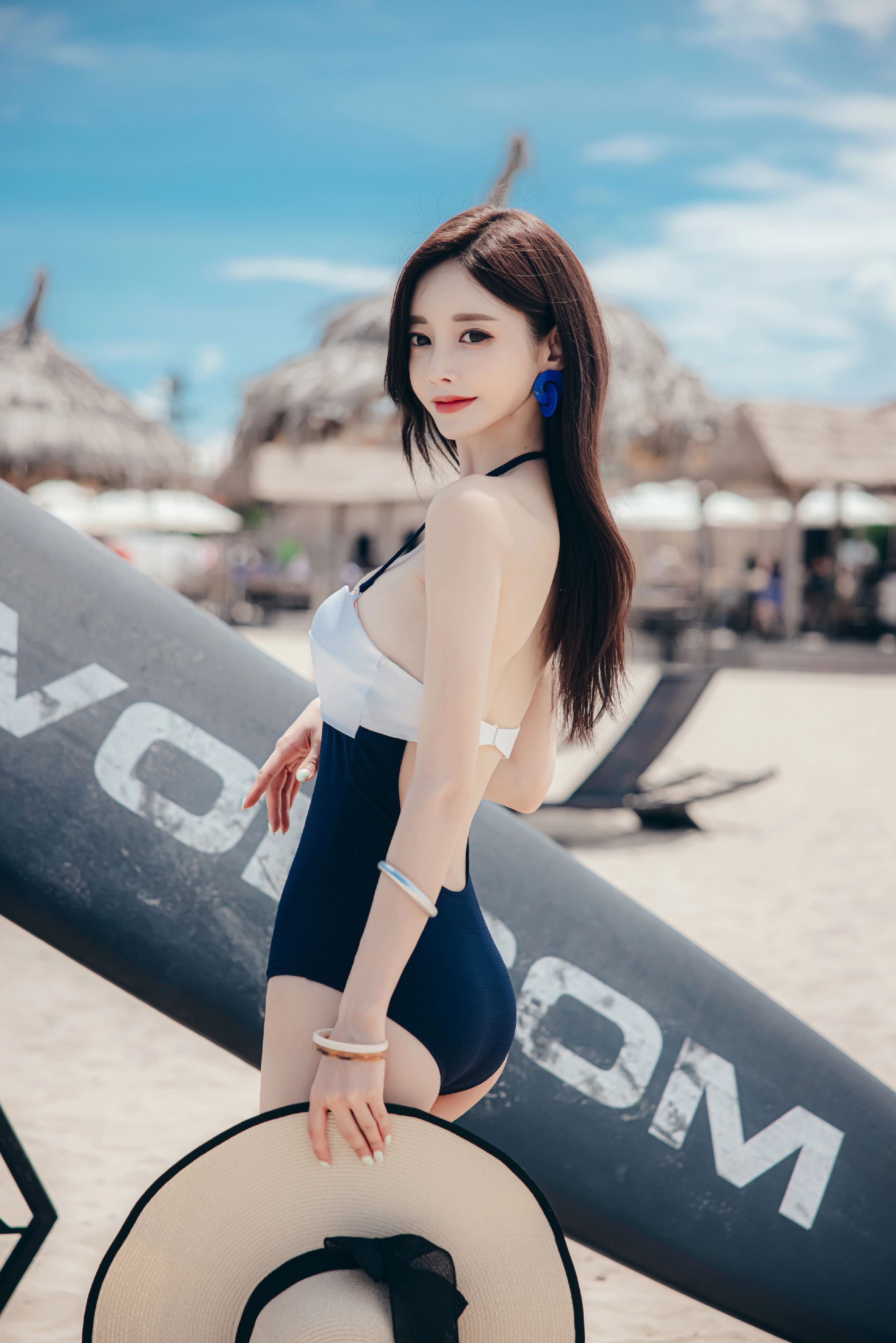 c.jpg