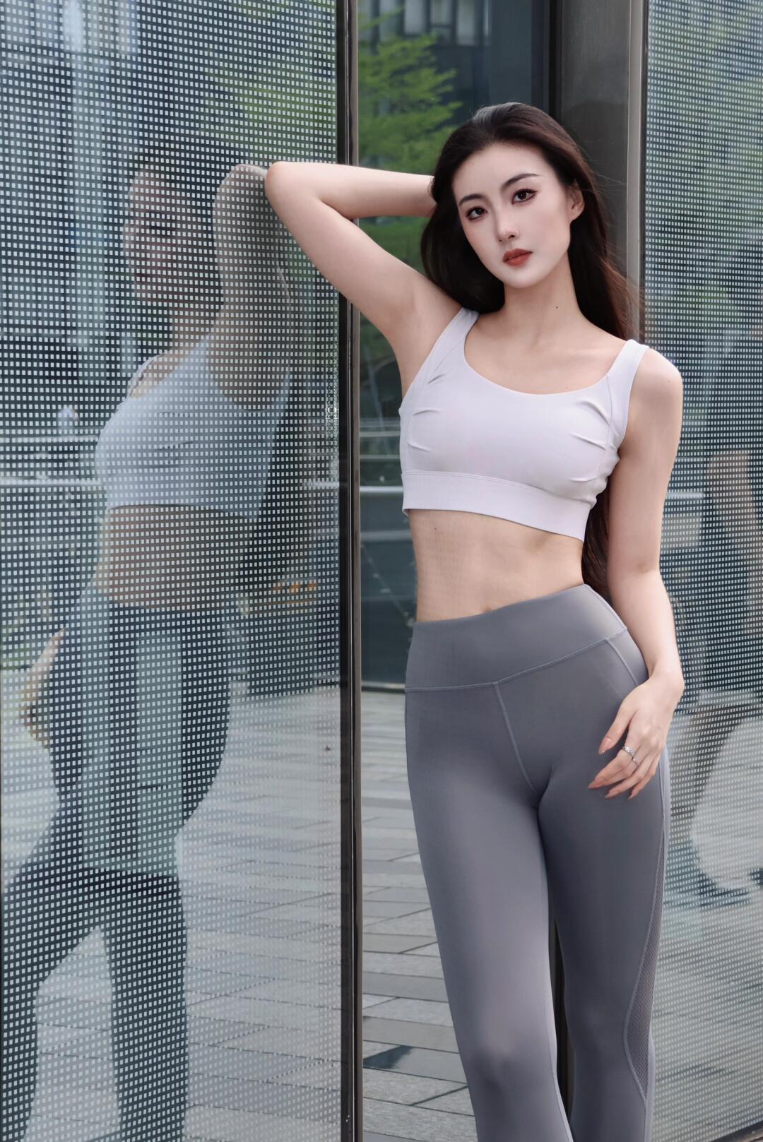 c.jpg