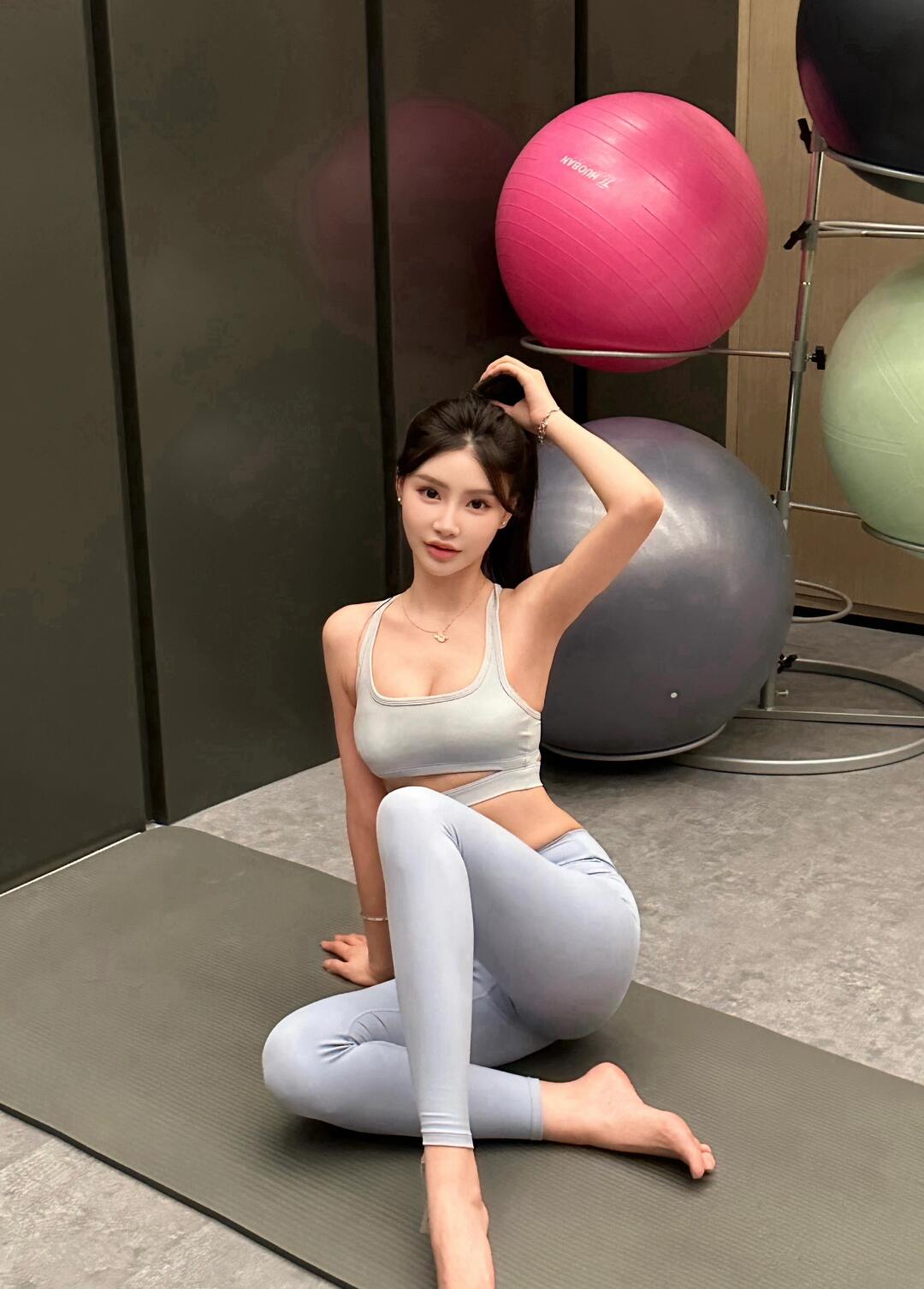 c.jpg
