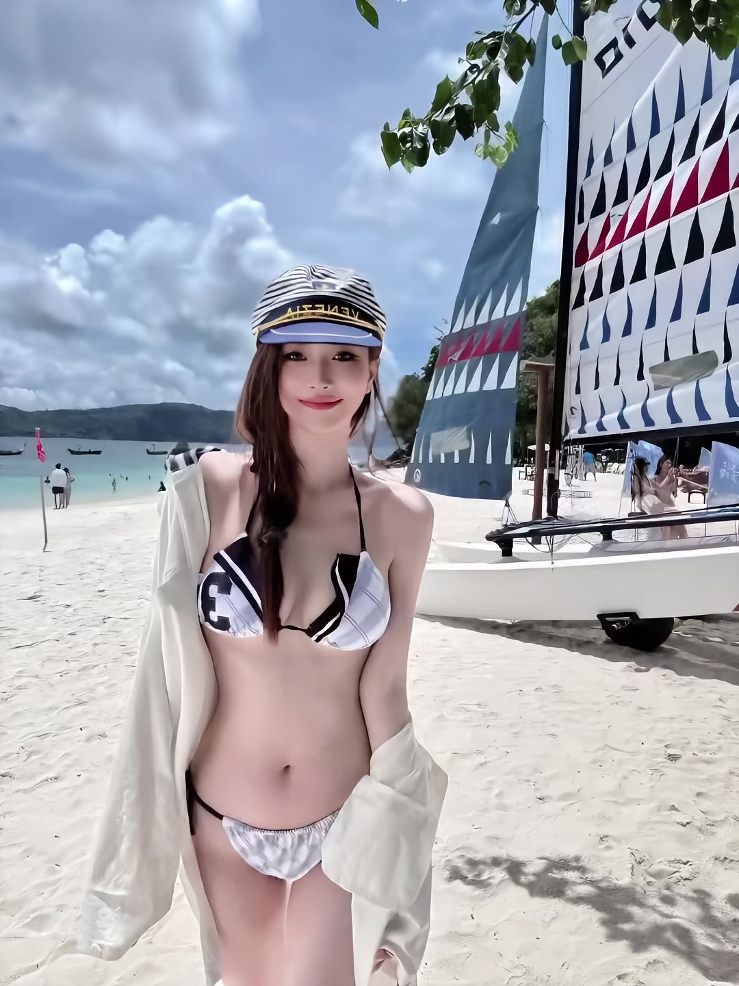 c.jpg