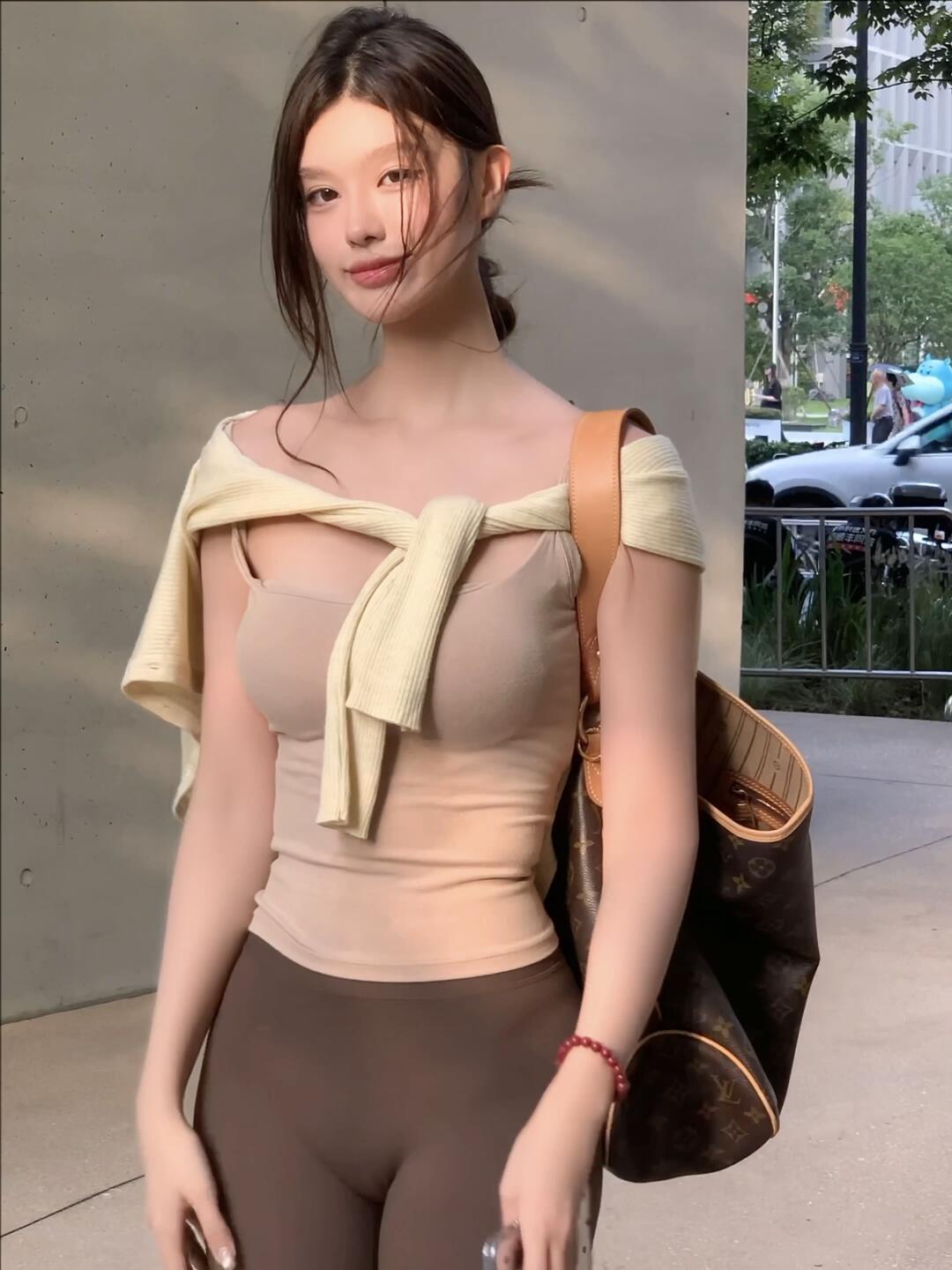 c.jpg