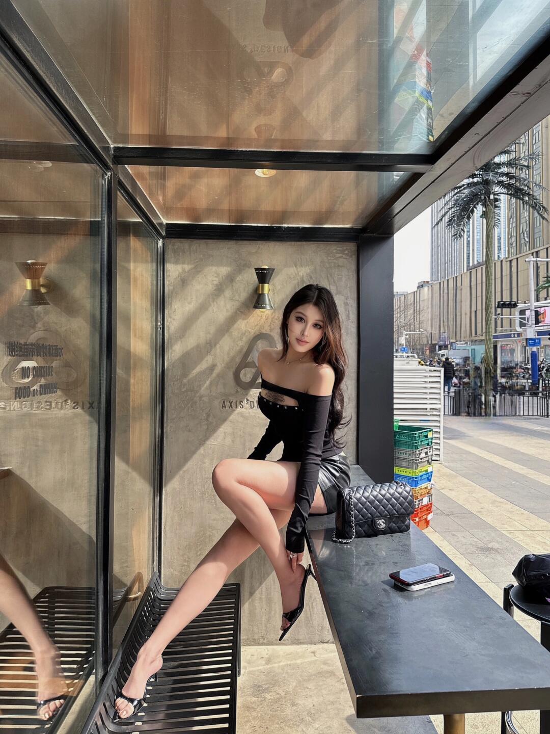 c.jpg