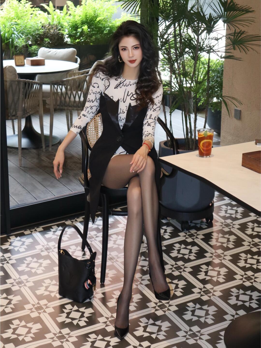 c.jpg