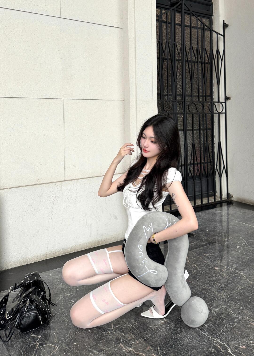 c.jpg
