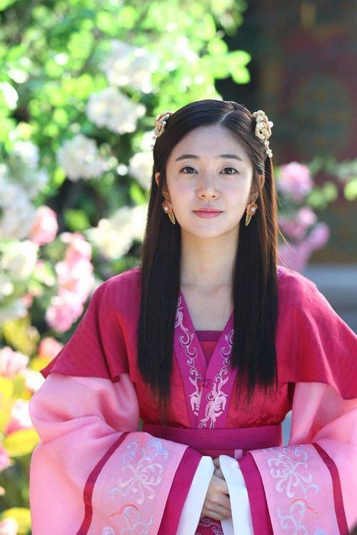 妮奈尔女装旗舰店
